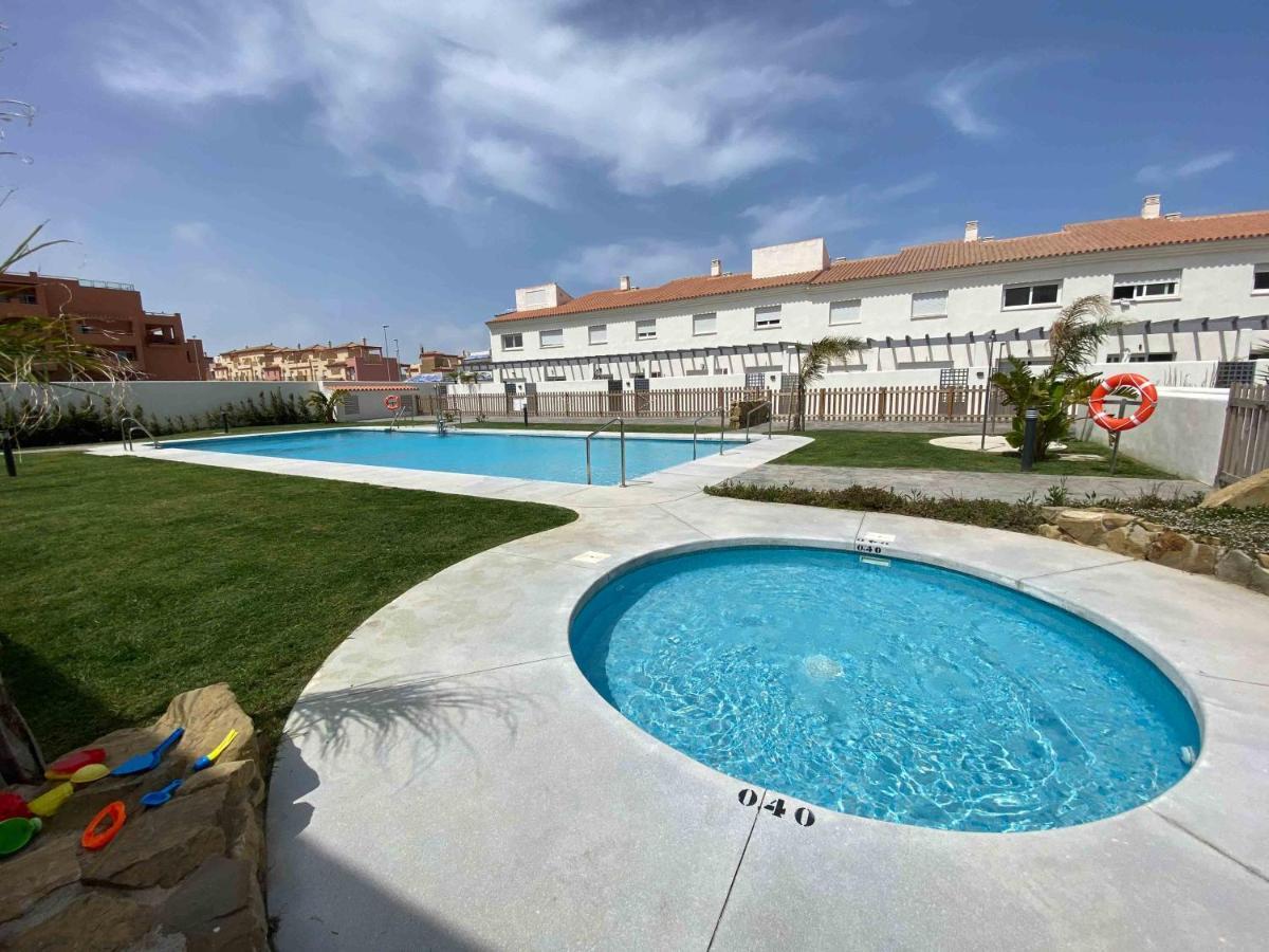 Ferienwohnung Tarifa Cozy House - Sun, Parking, Wifi, Pool Exterior foto
